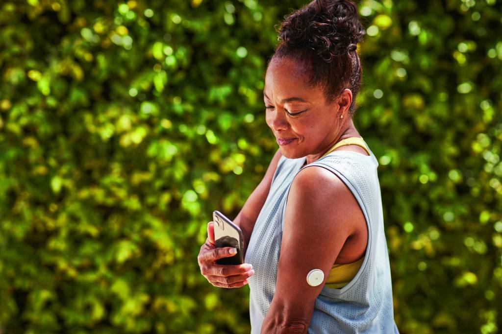 O alerta da Anvisa para usuários de monitores de glicose