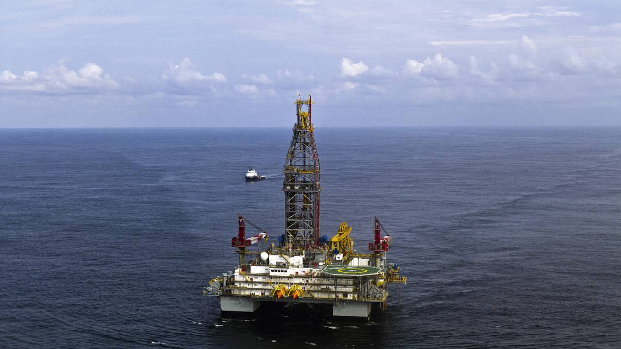 EUFORIA - Plataforma na Guiana: descoberta de 10 bilhões de barris pelos vizinhos eleva a expectativa do setor no Brasil