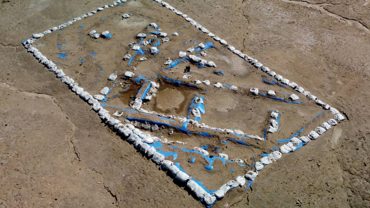 MÃO NA MASSA - Sítio arqueológico na Mesopotâmia: achados históricos