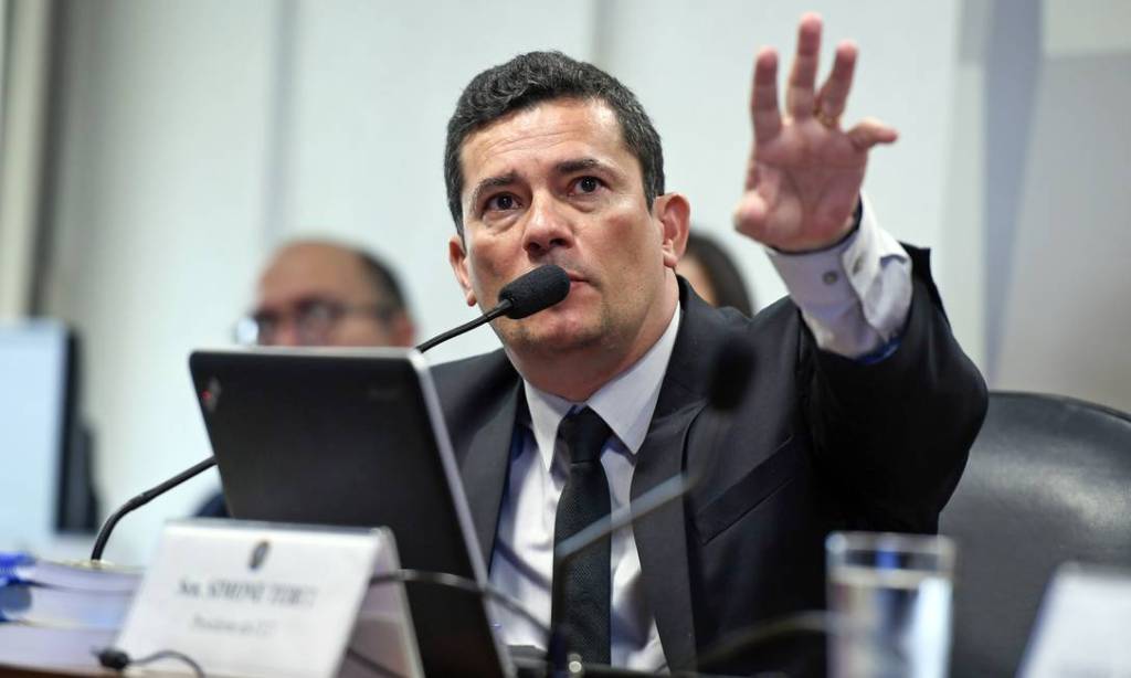 Moro quer ouvir secretário e diretores do MJ sobre fugas em penitenciária