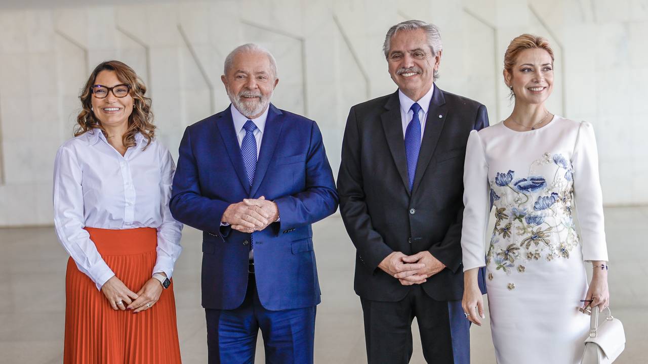 26.06.2023 - Senhora Janja, Presidente da República, Luiz Inácio Lula da Silva, Presidente da República Argentina, Alberto Fernández, Senhora Fabiola Andrea Yáñez.Almoço oferecido ao Presidente da República Argentina, Alberto Fernández.Palácio Itamaraty, Brasília - DF
