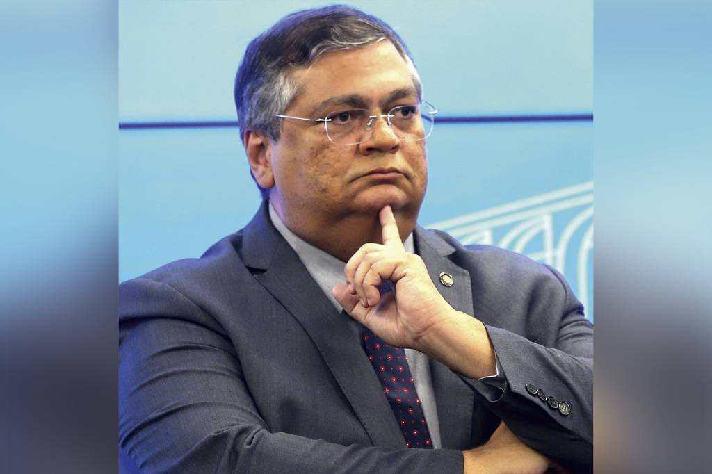 Dino revelou antecipadamente a ministros plano que abalou o mercado, mas desagradou ao STF