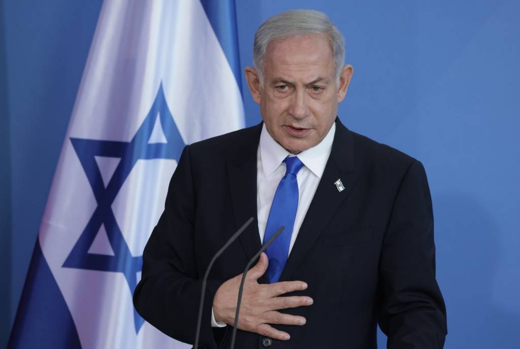 Netanyahu diz que Macron, Starmer e Carney estão ‘do lado errado da humanidade’ por criticarem Israel