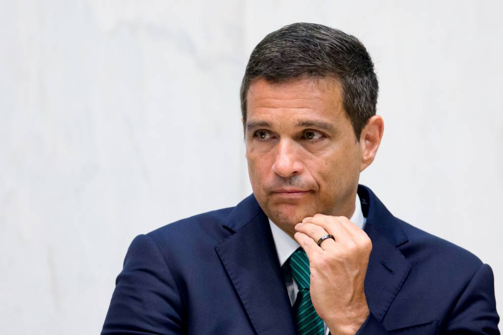 Tarcísio de Freitas toma posse como governador de São Paulo / Roberto Campos Neto, presidente do Banco Central, comparece à cerimônia INCOMPREENDIDO - Campos Neto: ata do Banco Central admitiu fim do aperto monetário