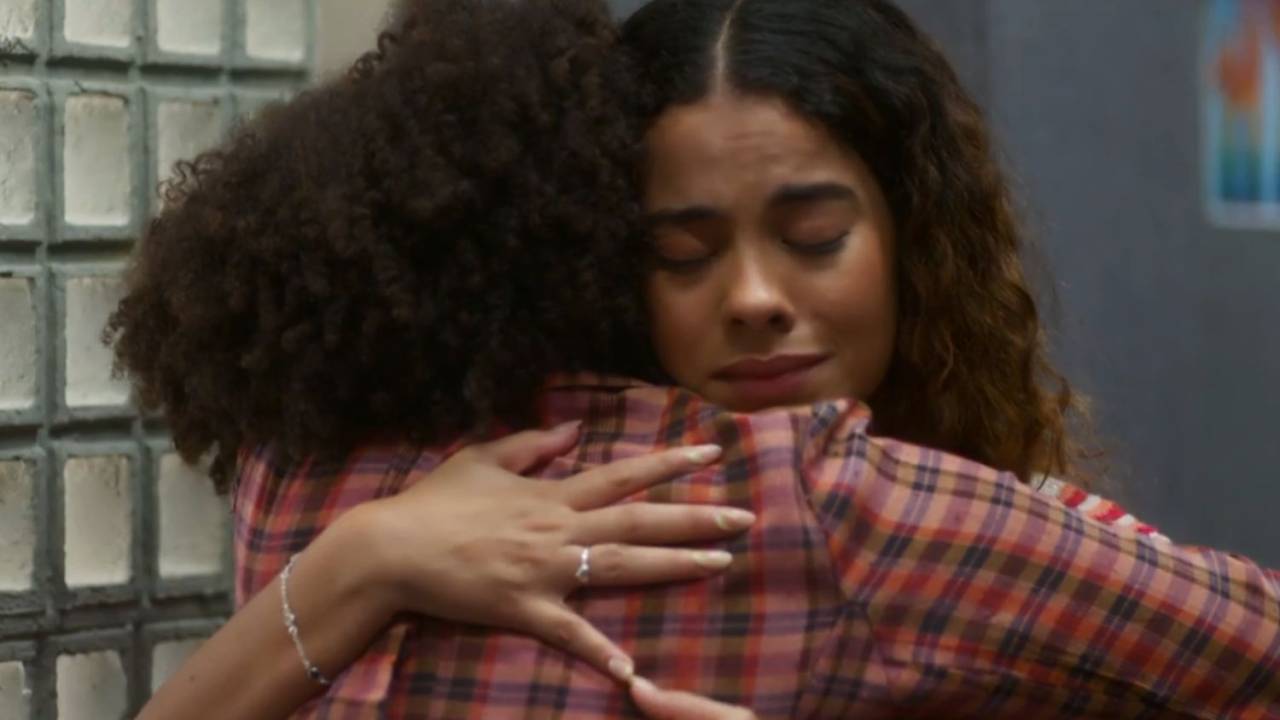 Jenifer (Bella Campos) em cena de 'Vai na Fé', novela das 7 da Globo