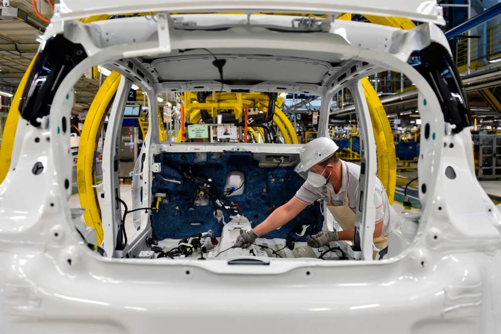 Pernambuco lidera alta da indústria em junho, enquanto Espírito Santo tem maior queda