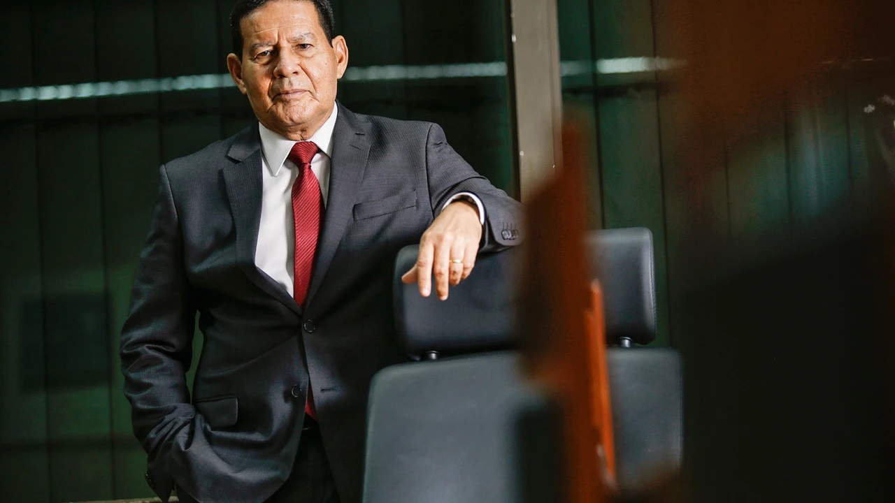 O senador e ex-vice-presidente Hamilton Mourão
