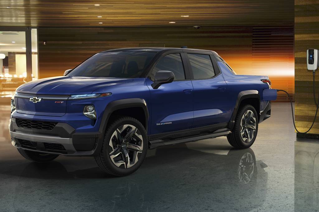 2024-Silverado-EV-RST-015.jpg Chevrolet Silverado