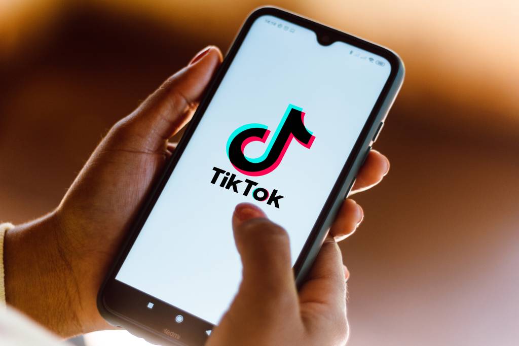China trava venda do TikTok nos EUA e acordo é suspenso