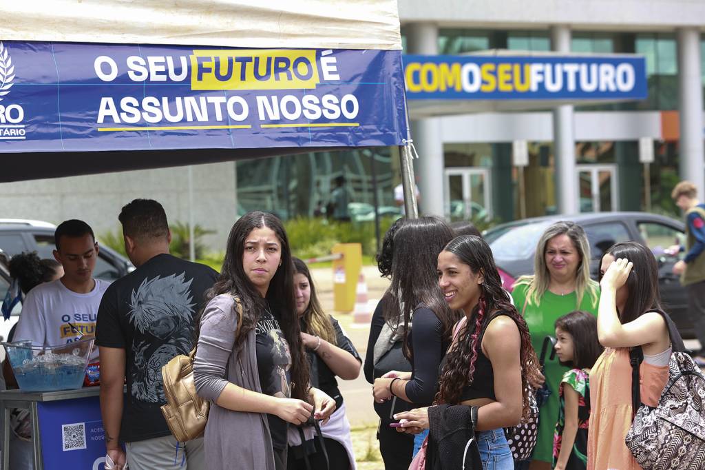 52512895750_538b0a069f_o.jpg PARA POUCOS - Dia de Enem: apenas um de cada quatro brasileiros chega à universidade, um motor para a ascensão