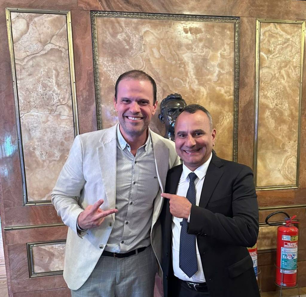 Aliança de Waguinho com esquerda do Rio segue viva, após baixa no Turismo