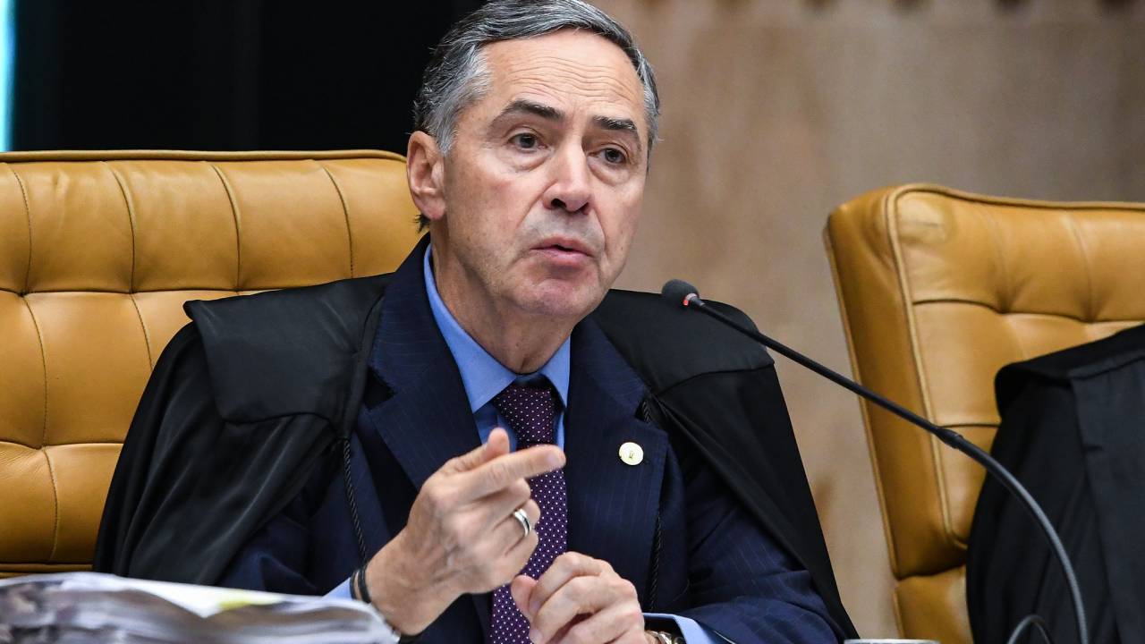 Ministro decidiu negar a liminar após ouvir PGR, AGU e governo de São Paulo