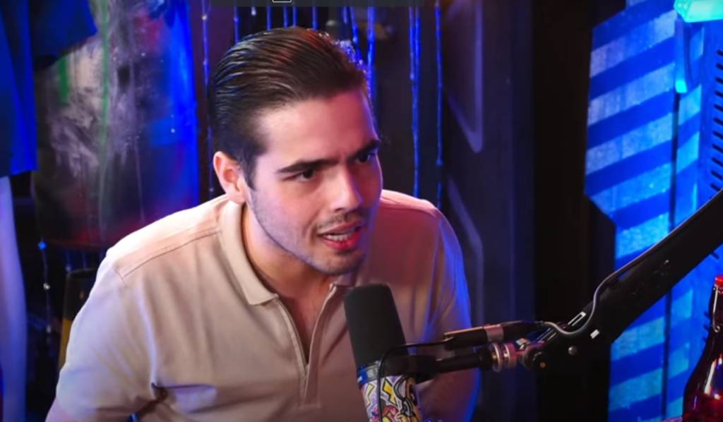 João Silva explica como superou obesidade na adolescência