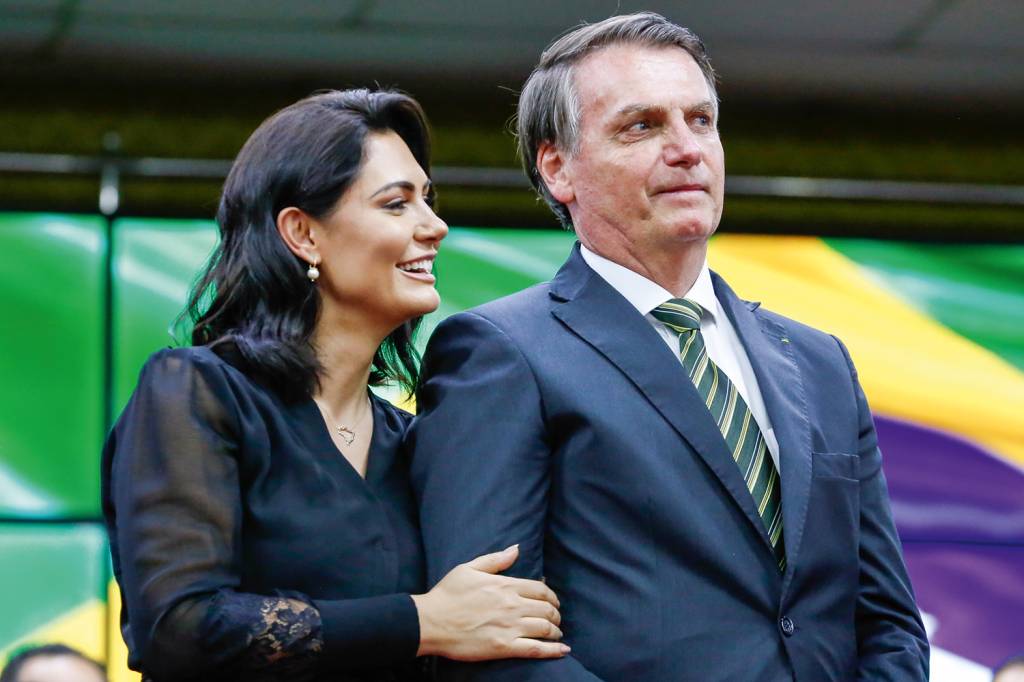 3a-D-2-JAIR-BOLSONARO-MICHELLE-BOLSONARO-EVANGELICOS-MANAUS-2019-40-(28).jpg INICIAÇÃO - Michelle e Bolsonaro: mergulho na política após fim do mandato