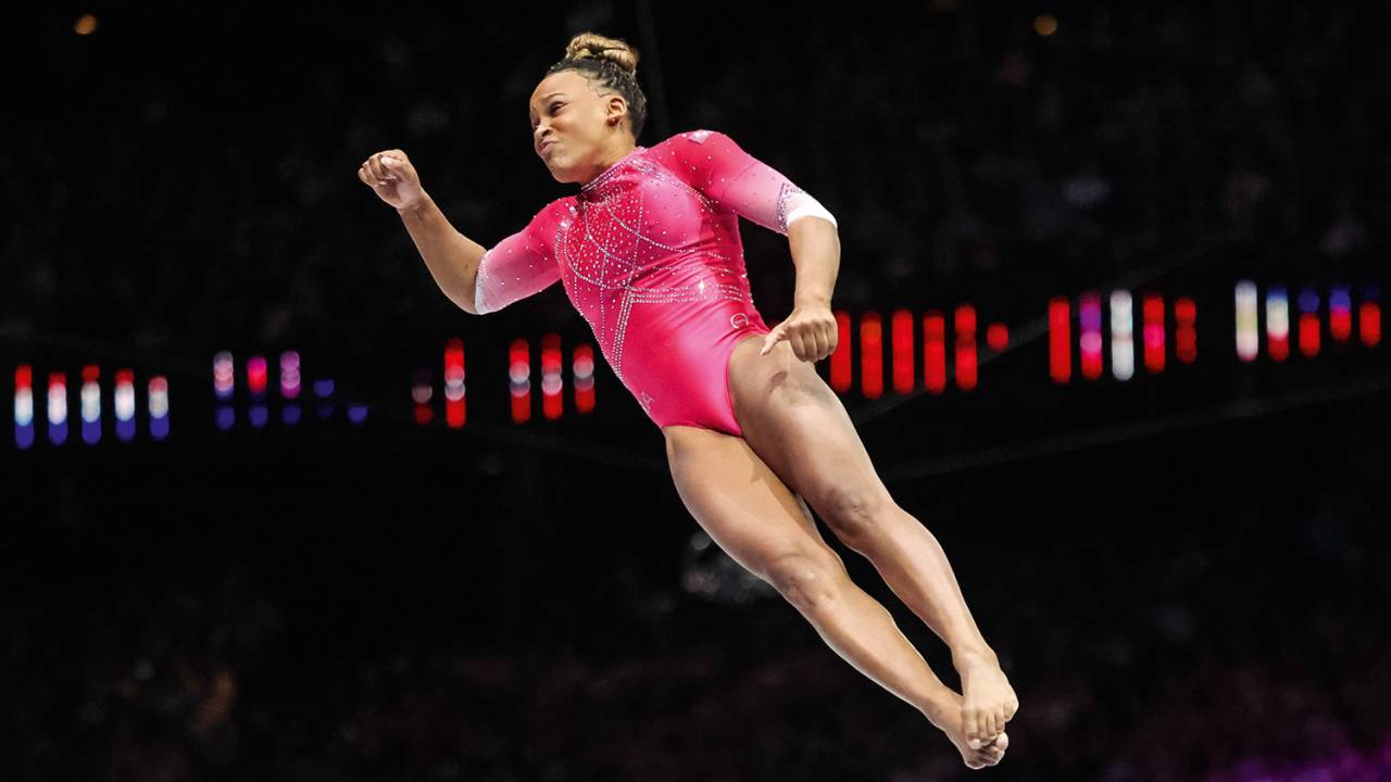 HAVERÁ PARIS - A brasileira Receba Andrade: a única a conseguir rivalizar (e até superar) a genial atleta americana