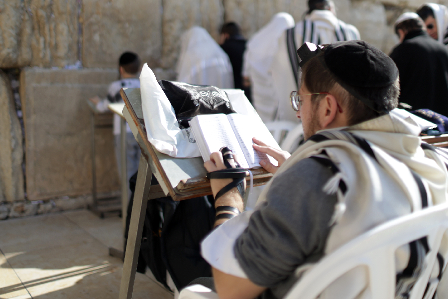 Judeu ortodoxo em Jerusalém