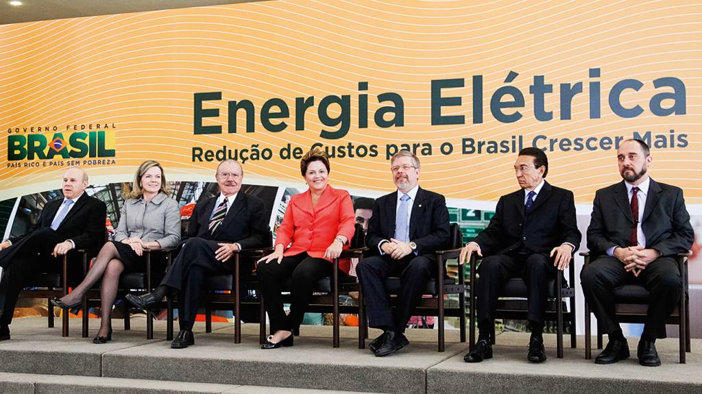 2a-D-(1)-DILMA-ANUNCIO-ENERGIA-ELETRICA-20120911-02.jpeg 2a-D-(1)-DILMA-ANUNCIO-ENERGIA-ELETRICA-20120911-02.jpeg