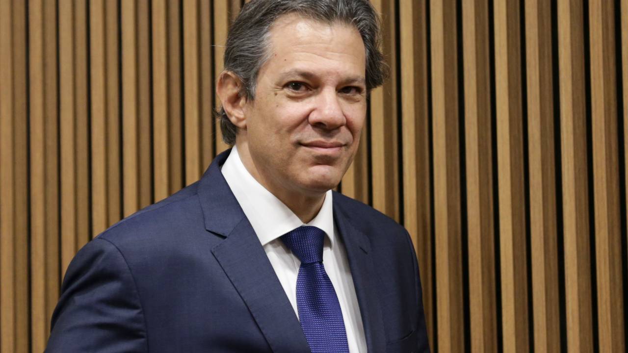 Brasília (DF), 19/10/2023 - O ministro da Fazenda, Fernando Haddad, durante palestra no 26º Congresso Internacional de Direito Constitucional, no Instituto Brasileiro de Ensino, Desenvolvimento e Pesquisa (IDP), em Brasília. Foto: Marcelo Camargo/Agência Brasil