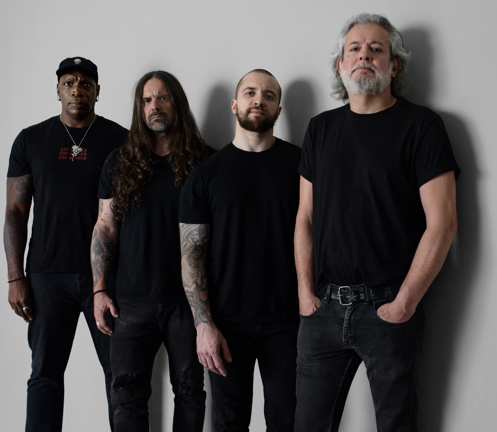 Sepultura anuncia fim da banda e turnê de despedida em 2024