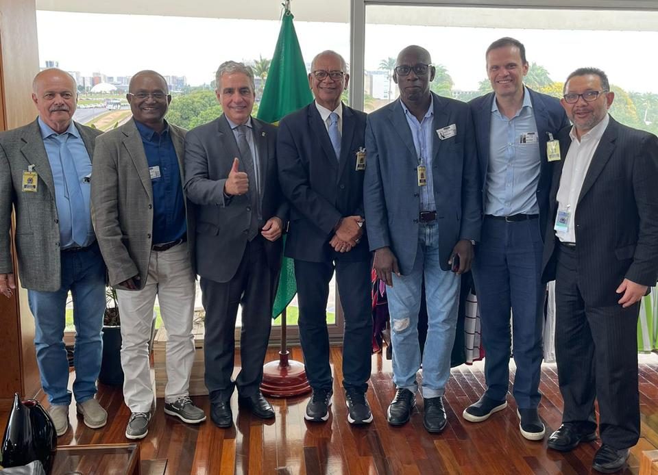 PT, PV e PCdoB costuram em Brasília planos para a Baixada no Rio em 2024