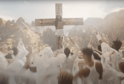 Cena do clipe 'J Christ', de Lil Nas X