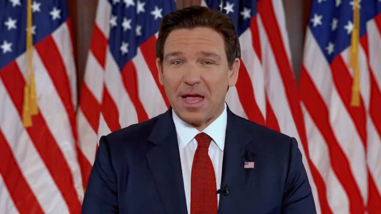 PRÉVIAS - Ron DeSantis é um dos republicanos que desejam disputar a presidência no partido