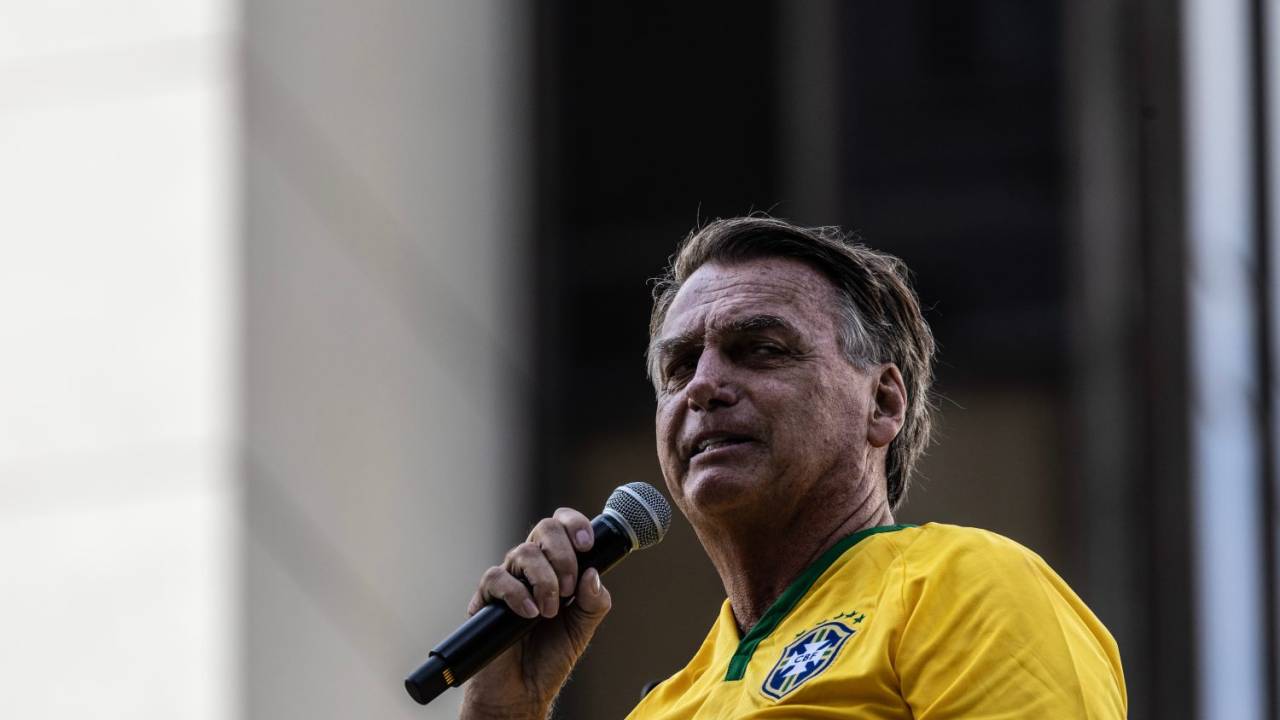 Jair Bolsonaro em manifestação na Avenida Paulista, em São Paulo (25/02/2024)