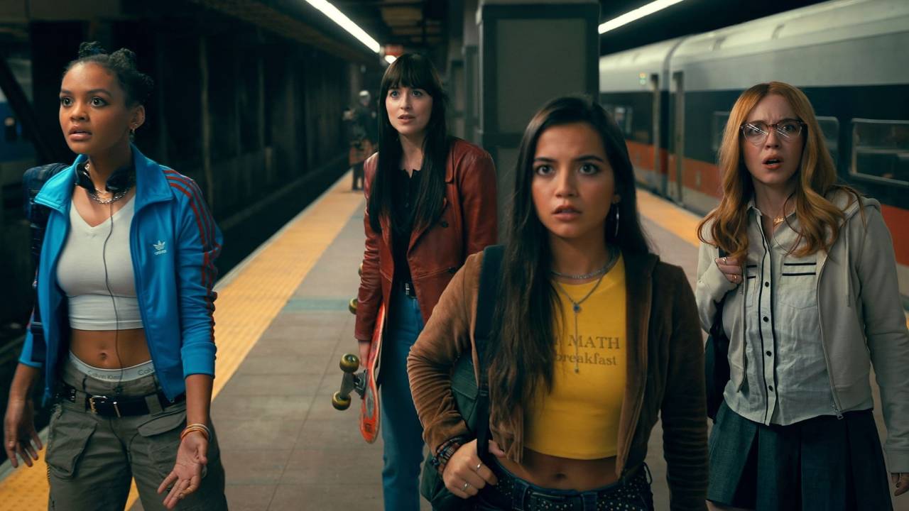 Dakota Johnson lidera um trio de adolescentes poderosas em 'Madame Teia'