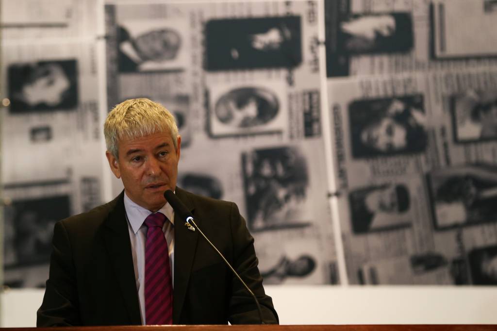 Chanceler Mauro Vieira convoca embaixador de Israel no Brasil