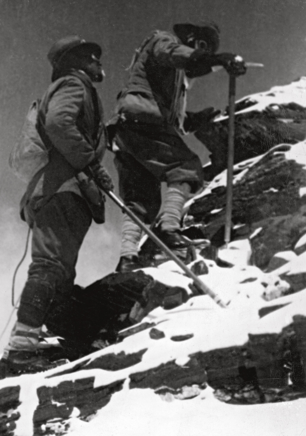 GettyImages-79505599.jpg LENDA - A expedição de George Mallory: britânico subiu o monte há 100 anos, mas nunca voltou de lá