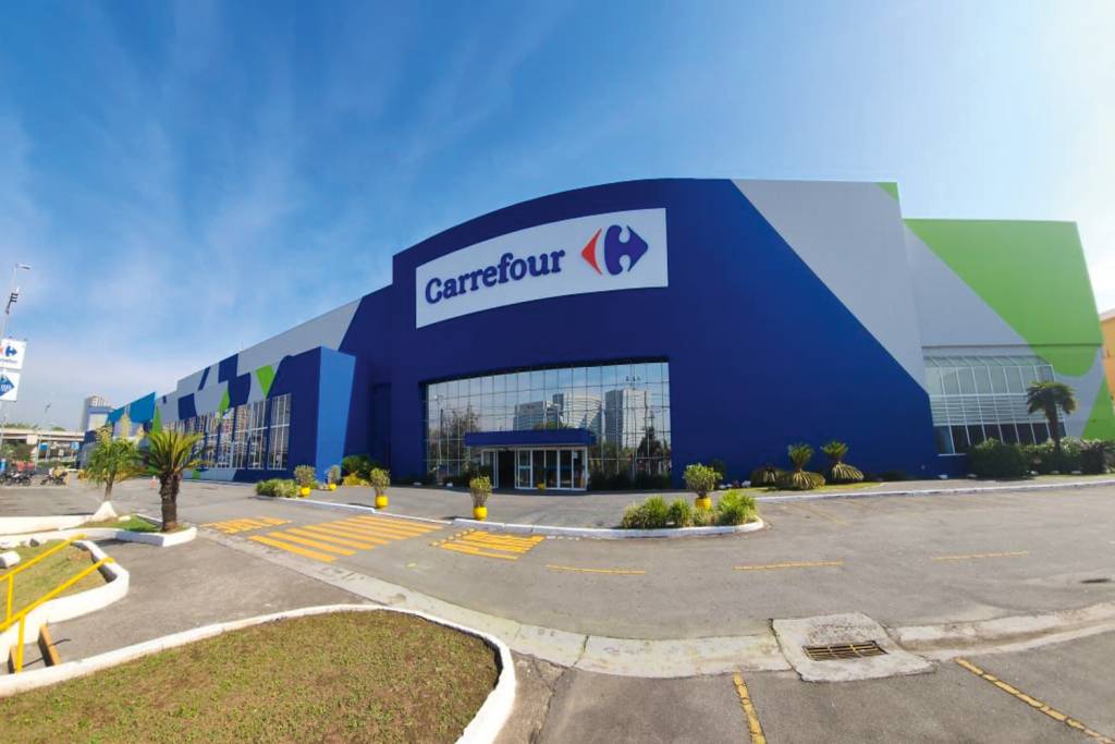 4.-Foto-loja—Carrefour.jpg Potencial a explorar: com 790 pontos de venda, o Carrefour está atraindo parceiros para negócios imobiliários