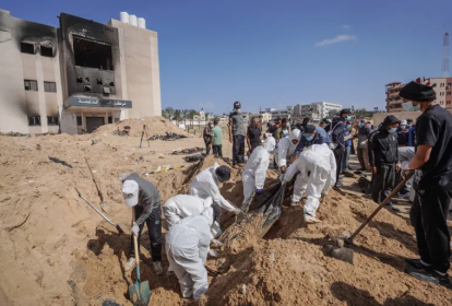 Defesa Civil de Gaza afirmou que 283 corpos foram encontrados em uma vala comum do hospital Nasser, o maior no sul da Faixa de Gaza. -