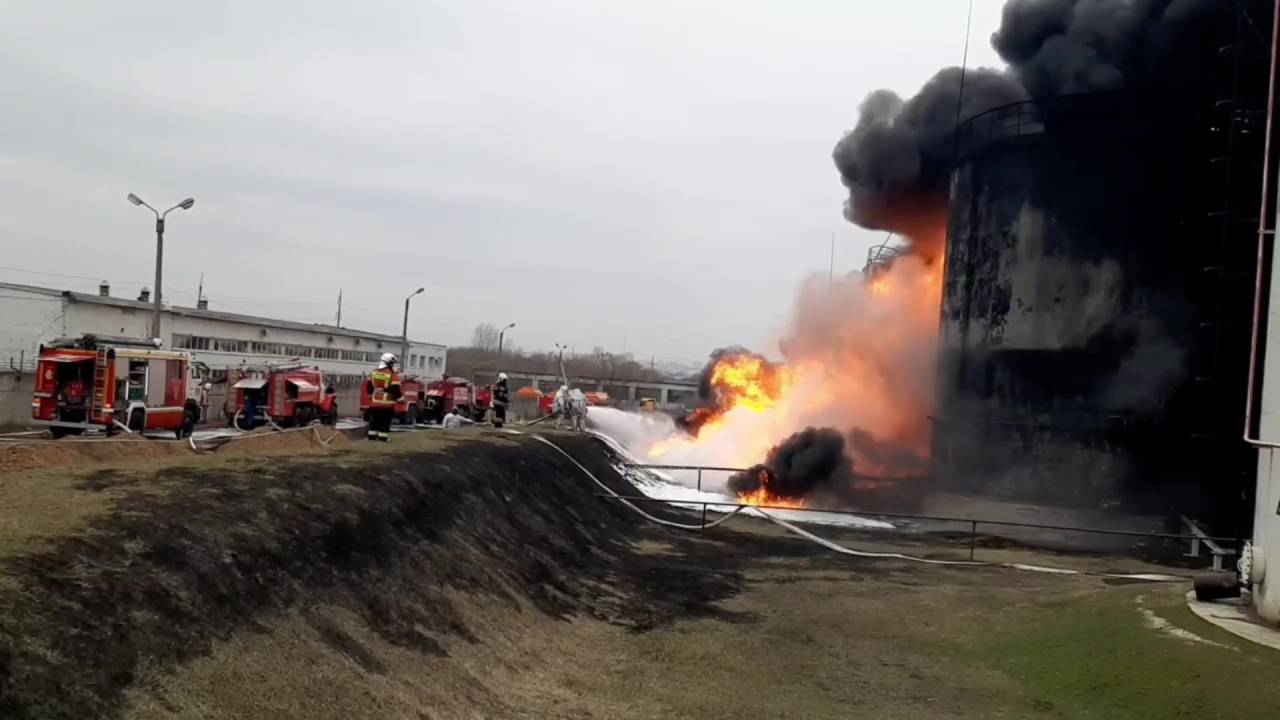 BELGOROD, RUSSIA - APRIL 1: (---EDITORIAL USE ONLY â MANDATORY CREDIT - "RUSSIAN MINISTRY OF EMERGENCY SITUATION/ HANDOUT" - NO MARKETING NO ADVERTISING CAMPAIGNS - DISTRIBUTED AS A SERVICE TO CLIENTS----) A screen grab captured from a video shows firefighters responding a fire, broke out after Ukranian military helicopters hit a fuel depot in the Russian city of Belgorod, Russiaâs governor of the Belgorod region Vyacheslav Gladkov said, on April 1, 2022. (Photo by Russian Ministry of Emergency Situation/Handout/Anadolu Agency via Getty Images)