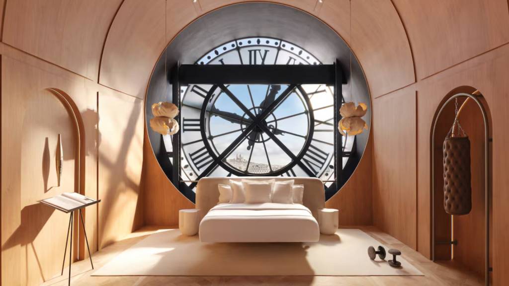2—MUSEU-DORSAY—QUARTO-AIRBNB-a.jpg QUER MAIS? - Suíte no Orsay (projeto): camarote vip para a abertura dos Jogos