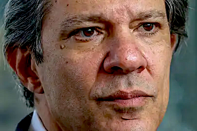 Haddad vai ao ataque, denuncia crimes e déficit legado por Bolsonaro