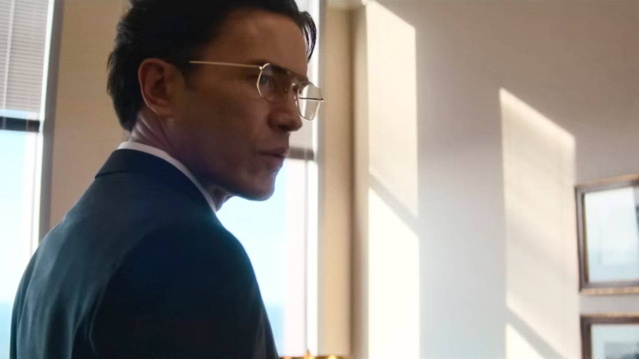 O ator Tom Pelphrey -