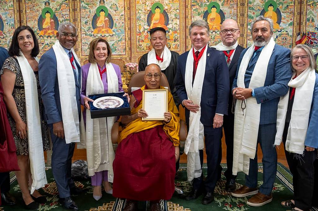 Por que encontro entre deputados dos EUA e dalai-lama irritou a China