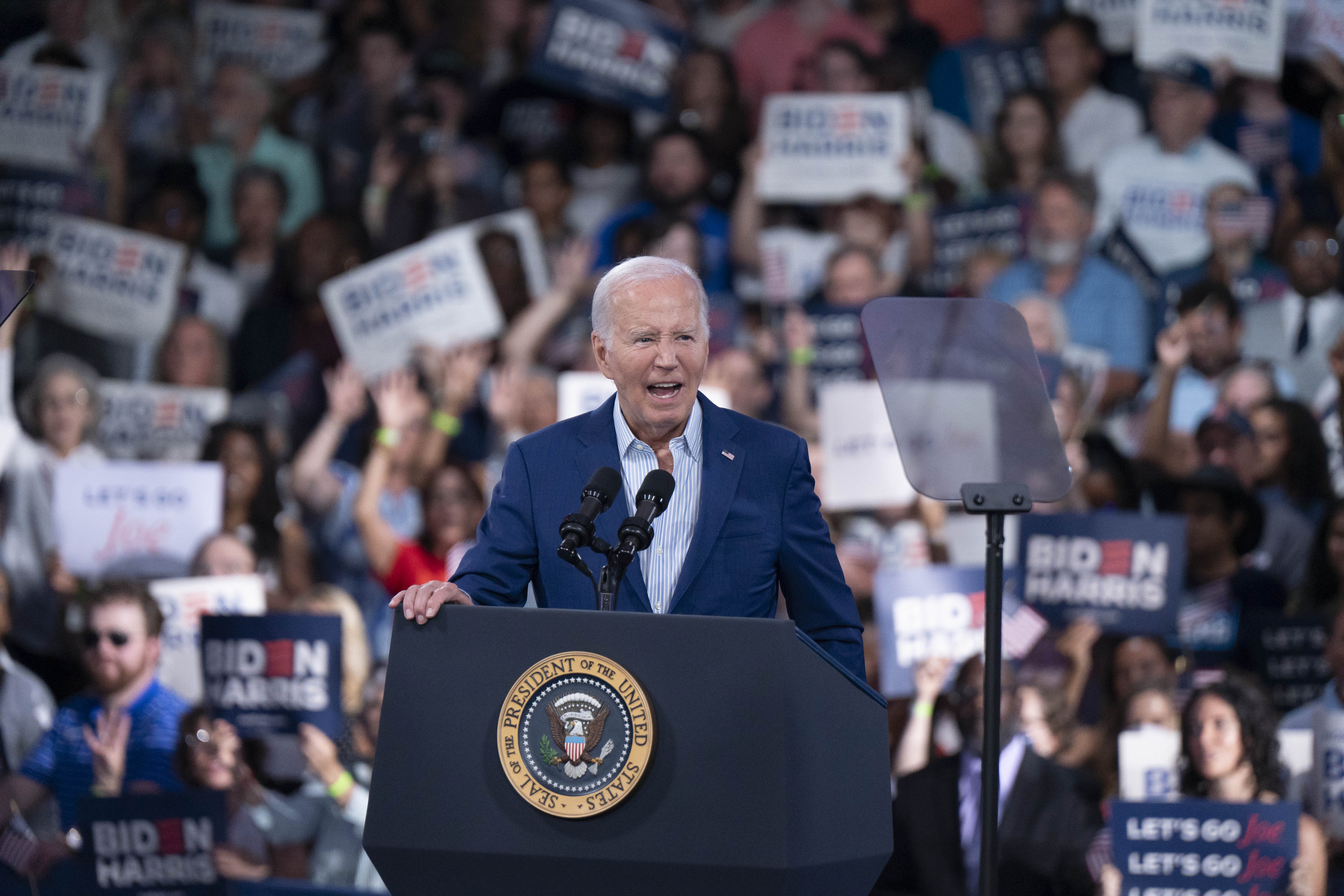 Campanha de Biden nega que presidente será substituído por outro candidato