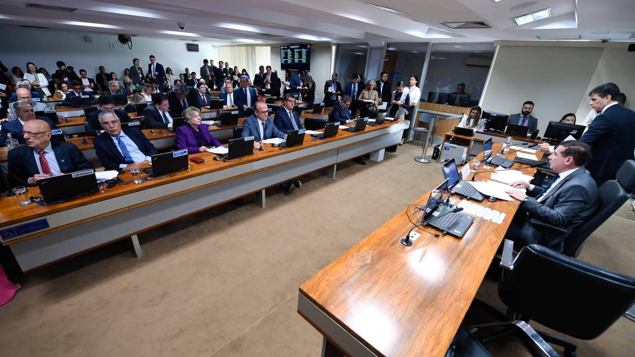 Reunião da Comissão de Assuntos Econômicos (CAE) do Senado, nesta terça-feira