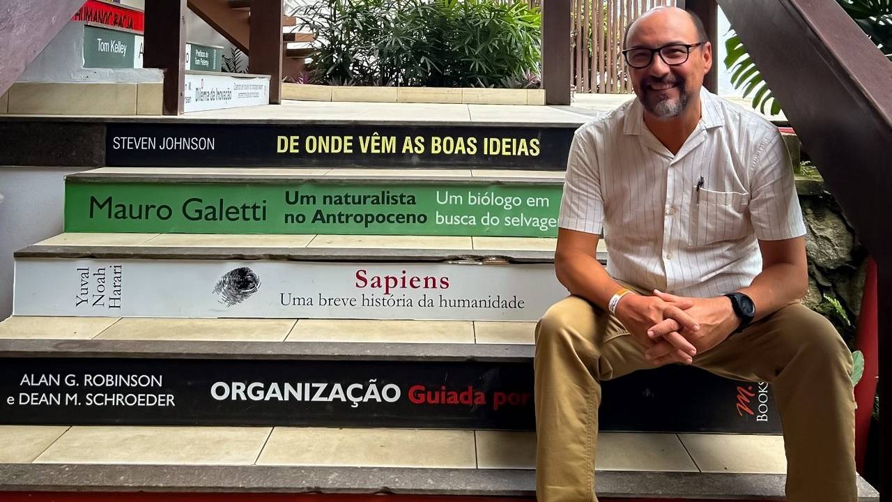 MAURO GALETTI - Um Naturalista no Antropoceno: um biólogo na busca do selvagem
