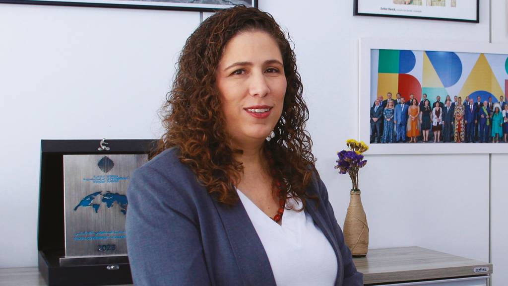 “Nos falta mão de obra”, diz Esther Dweck, ministra da Gestão