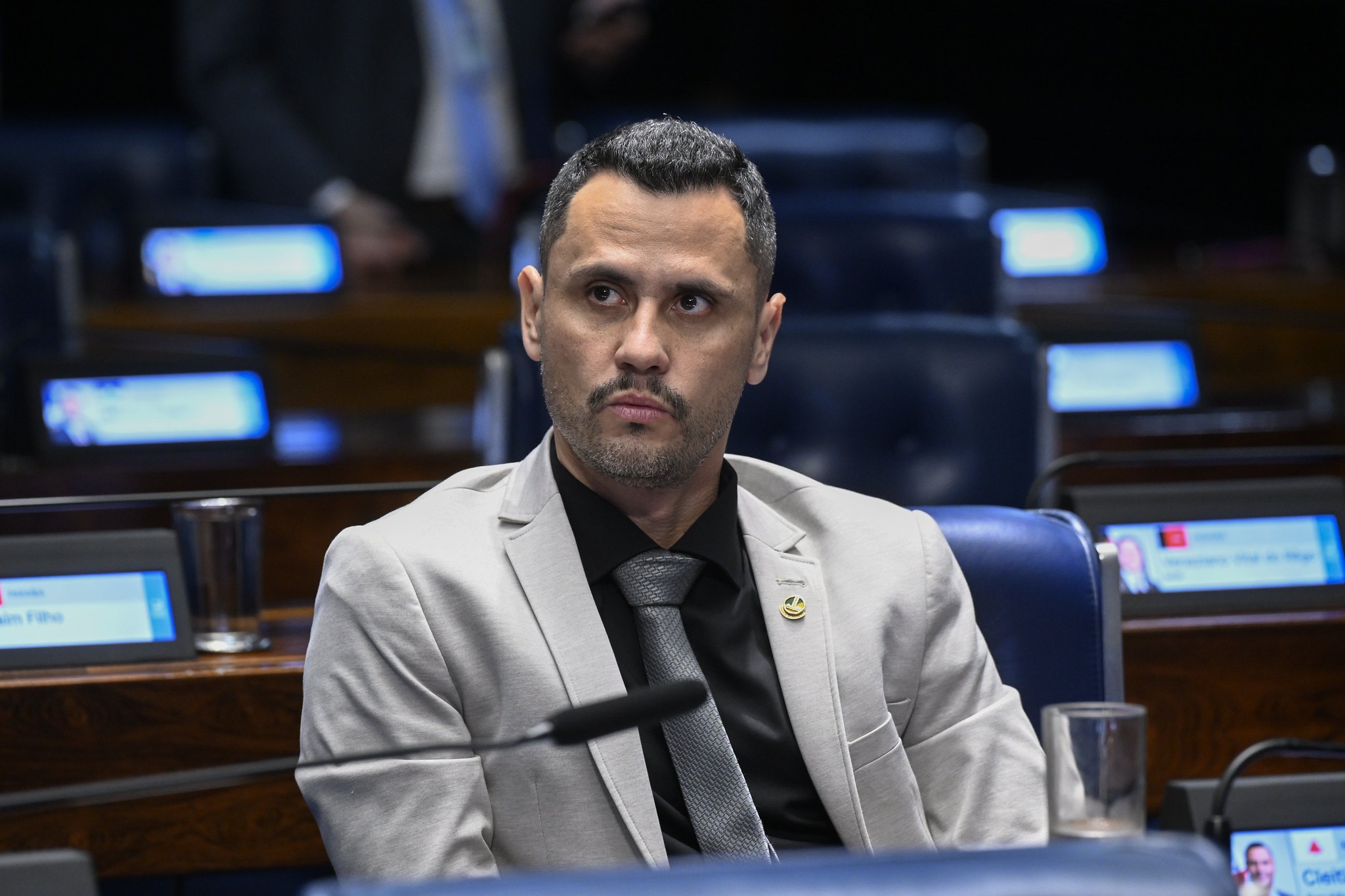 Após desistência, Cleitinho volta a pedir para ser candidato ao governo de MG
