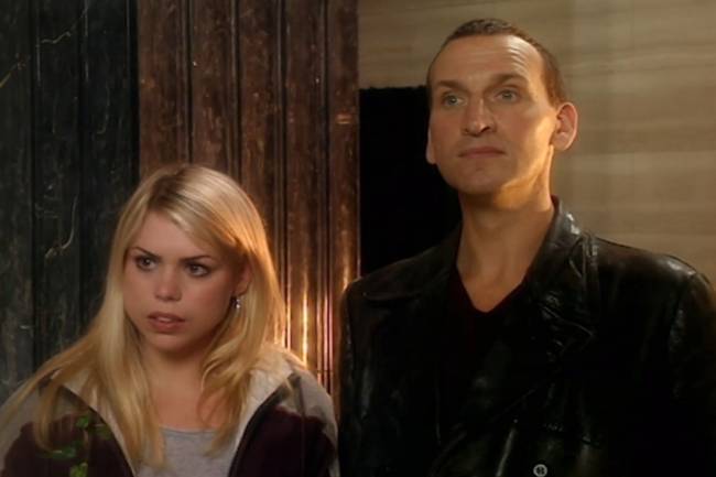 Design sem nome (25) Billie Piper e Christopher Eccleston em 'Doctor Who'