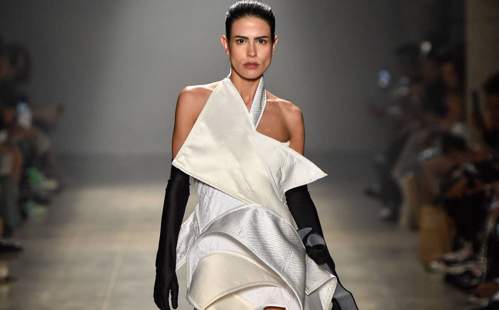 SPFW: “Inspiração limita a criação”, diz Lino Villaventura