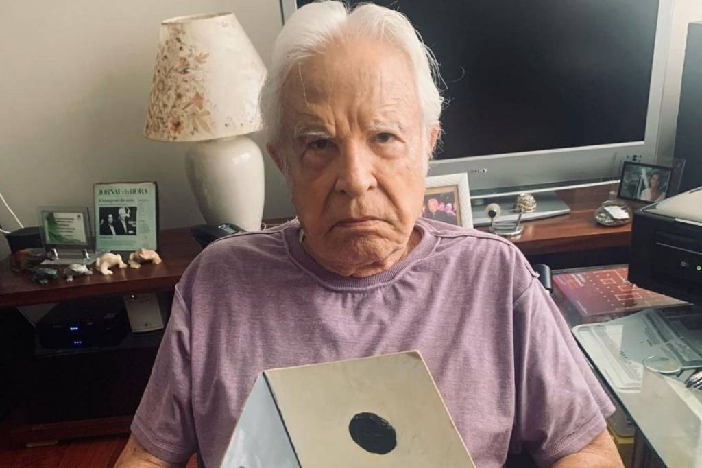 Narrador da Bíblia, o que pensava Cid Moreira sobre religião e fé