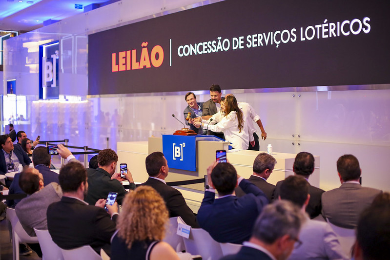 Maratona de leilões de SP: Loteria Estadual é vendida por R$ 600 milhões