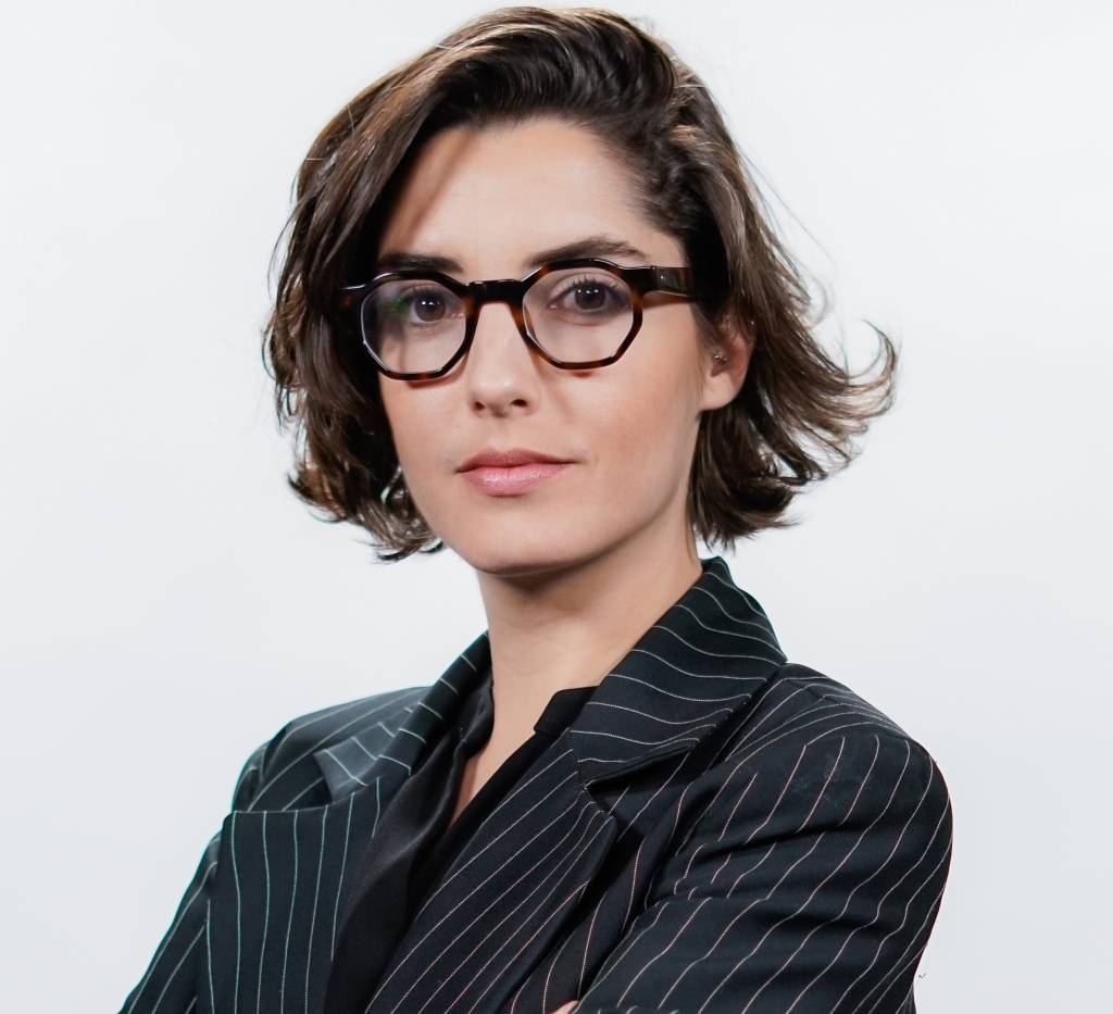 Pacote do governo precisa mexer em gastos estruturais, diz Carla Argenta