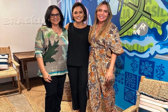 Celina e Damares apostam que Michelle estará com Flávio Bolsonaro no palanque