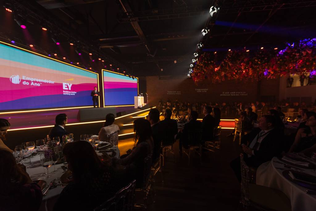 Veja quem foram os homenageados da 27ª edição do Empreendedor do Ano da EY