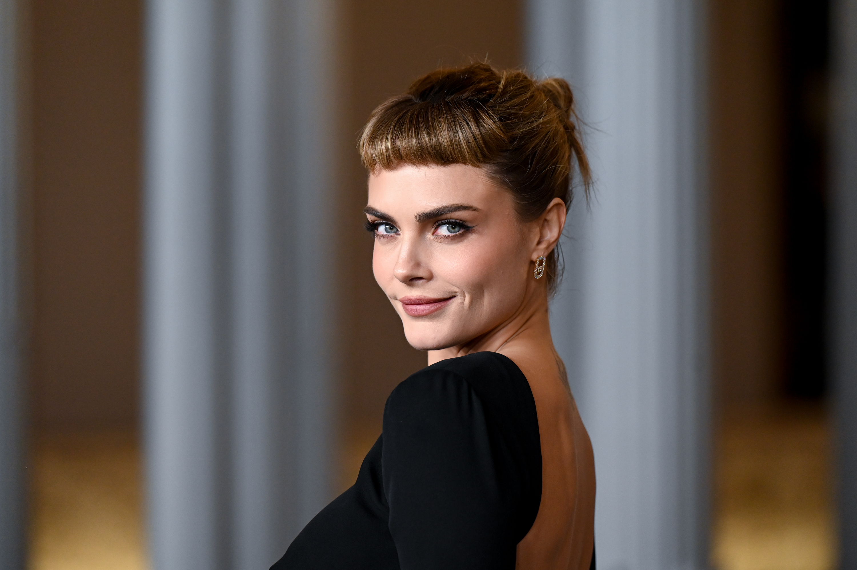 Cara Delevingne vende mansão destruída em Los Angeles; saiba preço